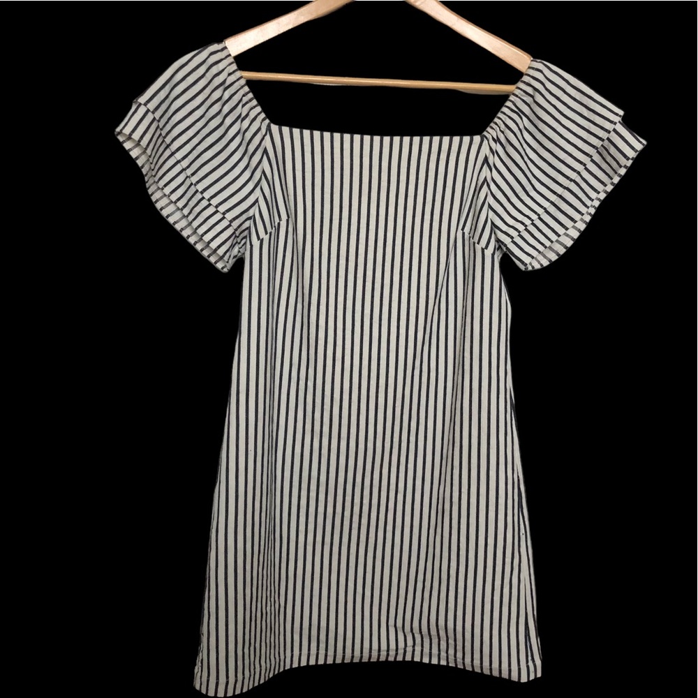 Alice + Olivia Off Shoulder Dress
